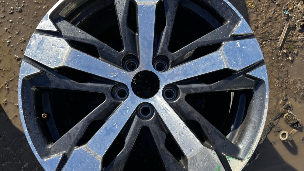 Джанта Peugeot 3008 2/5008 2 7.5Jx18