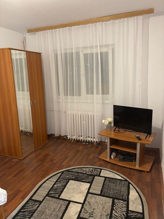 Inchiriez garsoniera in Ploiesti zona spitalul CFR