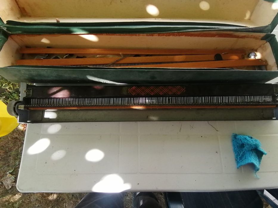 Ръчна плетачна машина