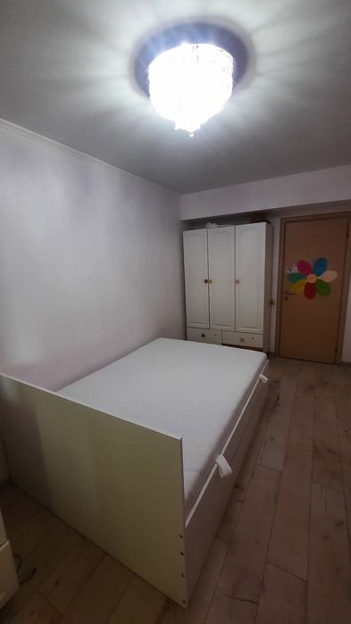 Închiriez apartament spatios