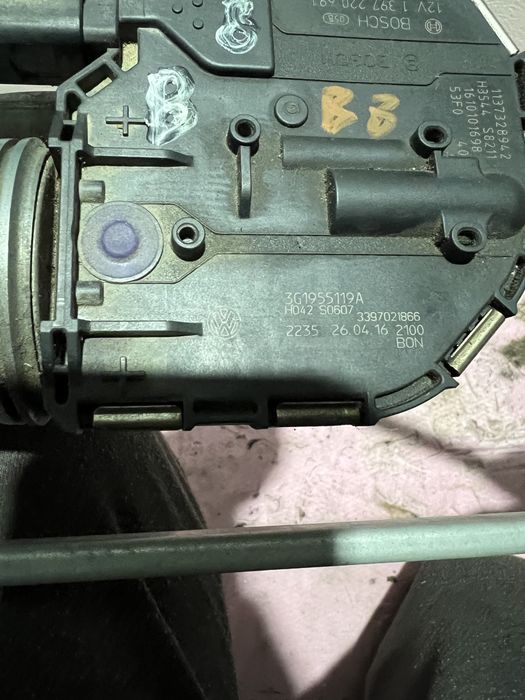 Ansamblu motoras stergatoare vw passat b8 masina de europa