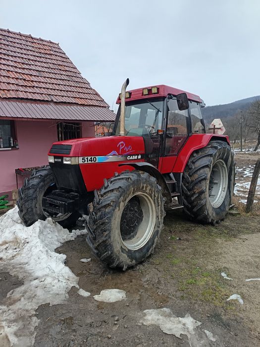 Vând tractor case 5140 în stare de funcționare