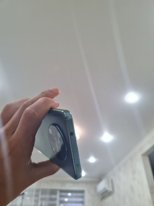 продам  HUAWEI nova Y90