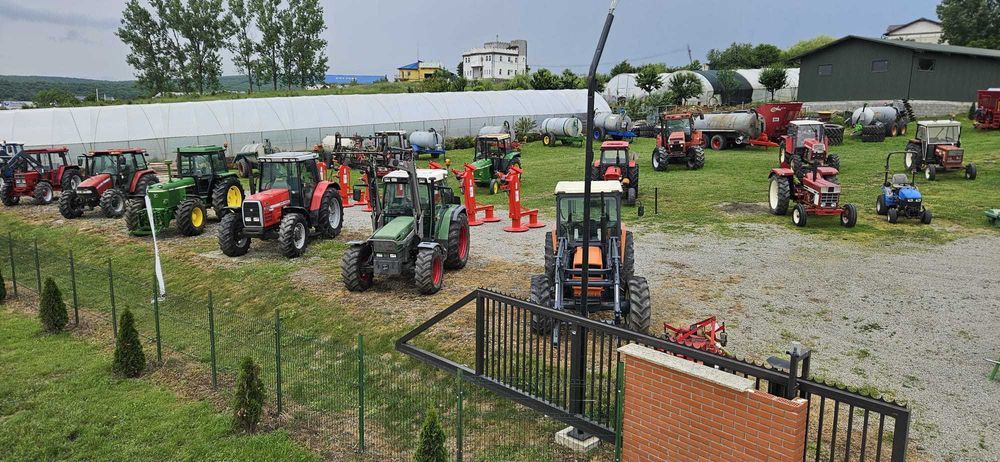 Tractor Massey Ferguson 6140 cu incarcator frontal Quicke