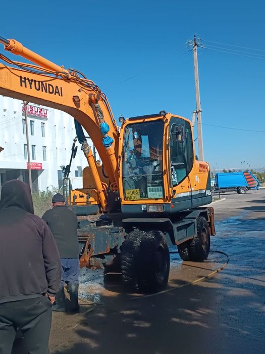 Ekskavator sotiladi!