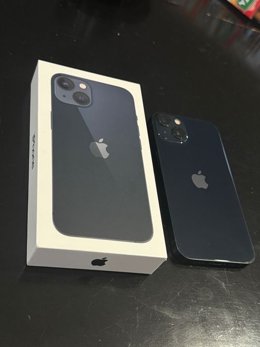 Iphone 13 черен 128 GB Запазен! Пълен комплект