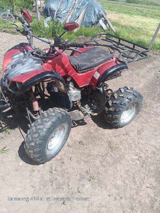 Vând atv kxd de 110 cc se afla în stare buna.