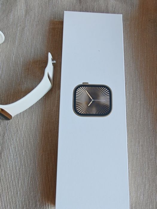 Apple Watch Series 10 (GPS + Cellular), 46mm, Sapphire crystal, Gold Titanium – Перфектен!