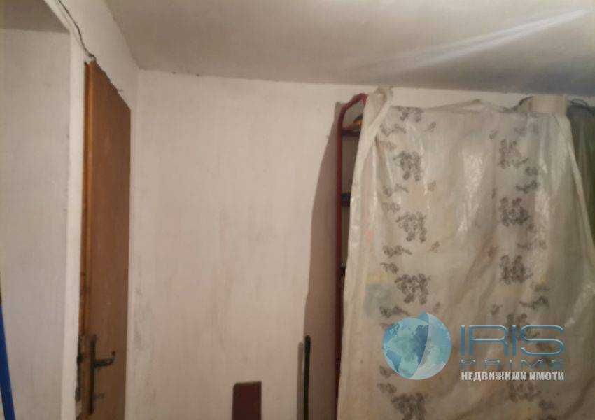 Продава се Офис в Шумен, Център - 30 кв.м за 1667 €/кв.м - Снимка #4