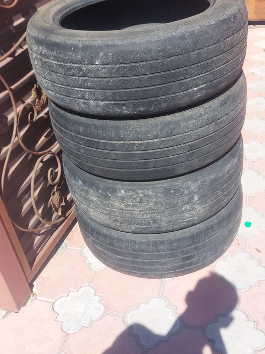 Продаю шины,цена договорная
