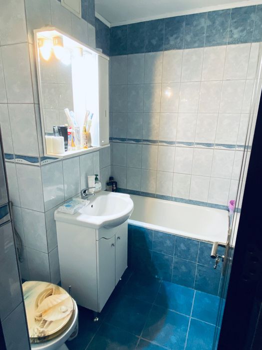 Apartament 4 camere,2 bai,2 balcoane Imp Traian 78 mp + balcoane