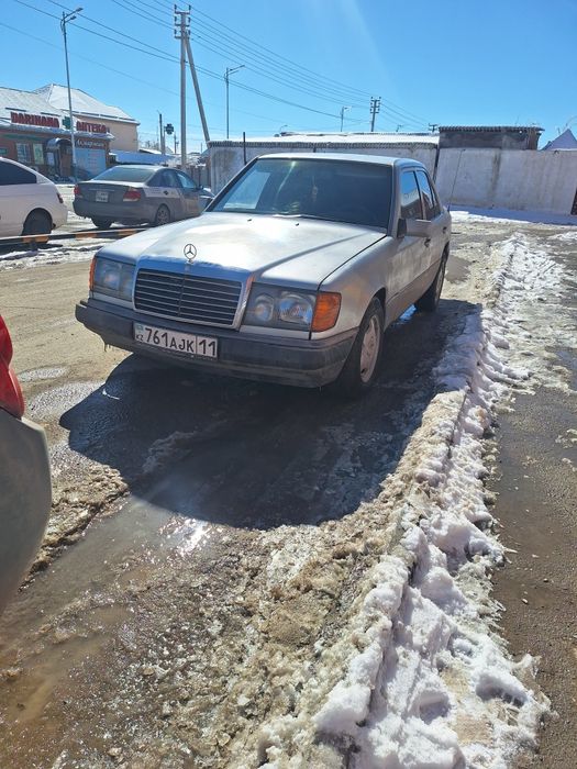 Мерседес 124 2.2продам