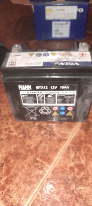 горивен филтър ХL 60    Волво. инскрипшън по обновен.  150 лв