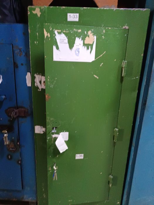 Продам металлические сейфы