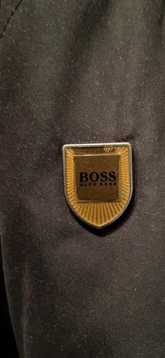 Пуховик BOSS оригинал