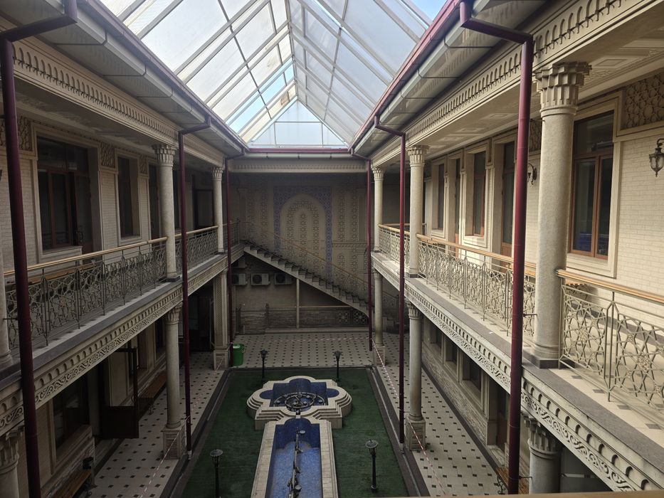 Сотилади Банкет зал.Чойхона.кафе