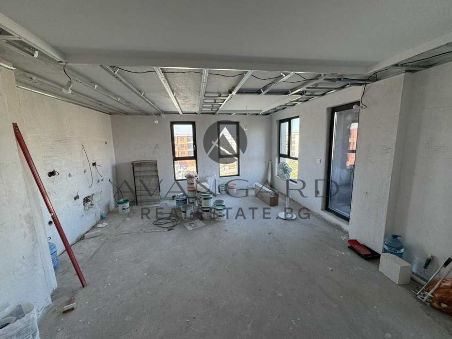 Продава се Тристаен апартамент в Пловдив, Кършияка - 141 кв.м за 723 €/кв.м - Снимка #2