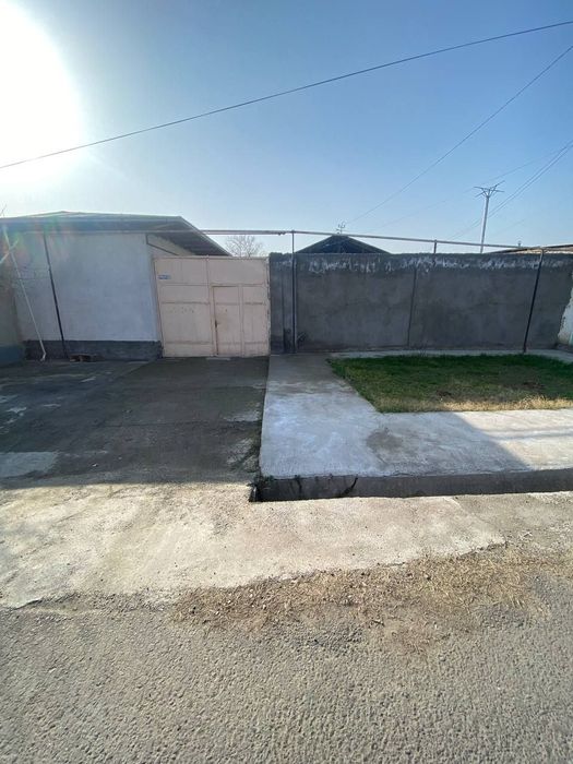 Sergeli 10.8 sotix yer sotiladi