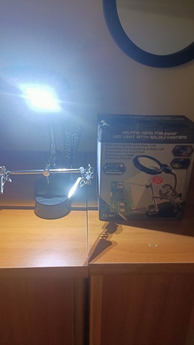 Suport pentru electroniști.