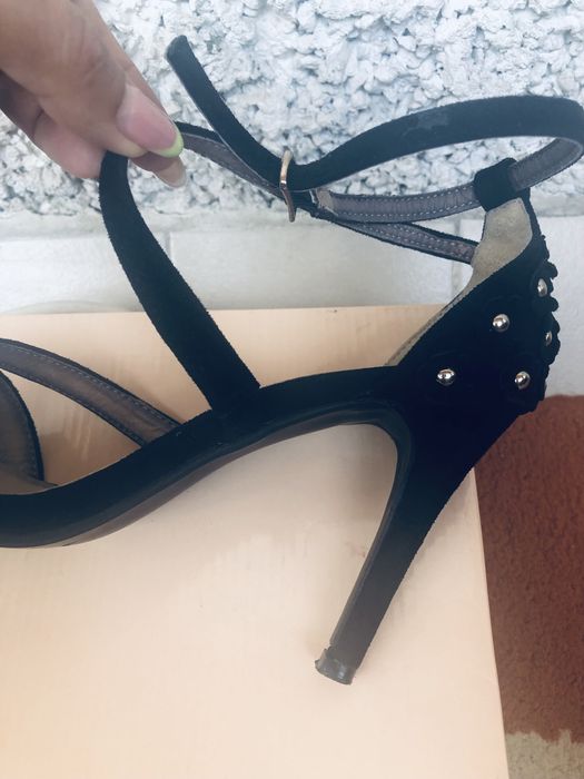 Дамски сандали (ток )