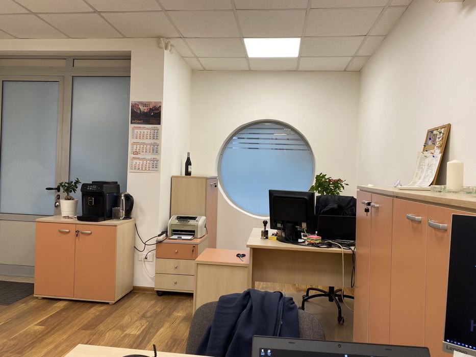 Продава се Офис в София, Гоце Делчев - 39 кв.м за 2500 €/кв.м - Снимка #1