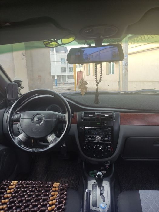 Lacetti 1.6 avtomat sotiladi