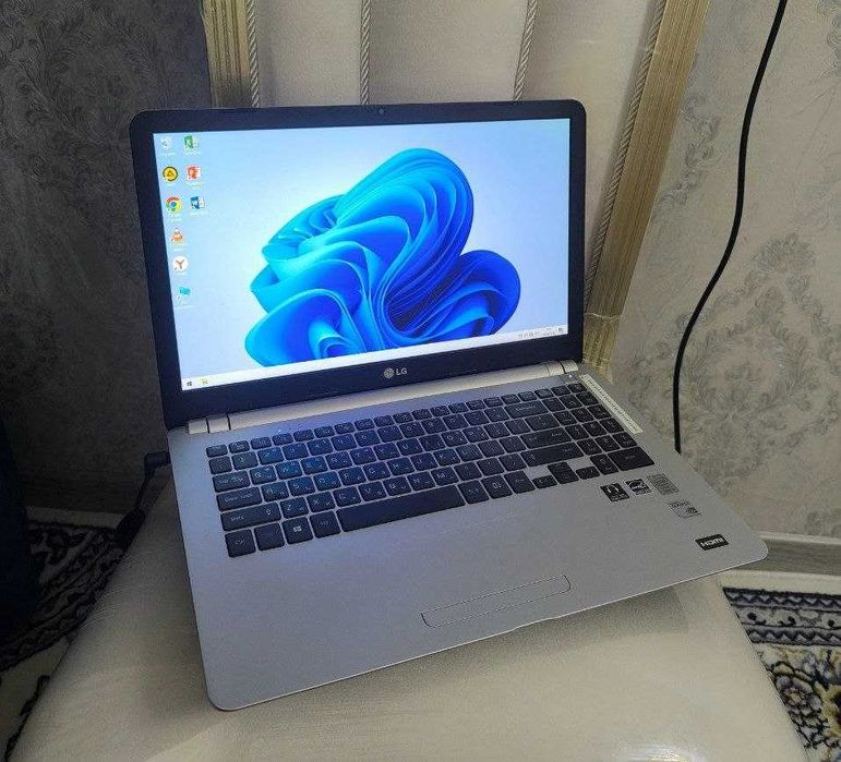 Notutbuk LG Core I5 6/1-tera NVIDA