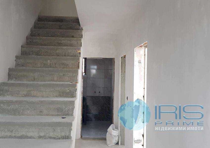 Продава се Къща в Шумен, Добруджански - 225 кв.м за 889 €/кв.м - Снимка #6