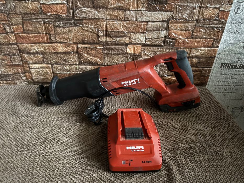 Fierăstrău HILTI WSR