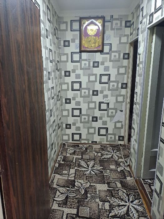 Квартира сотилади!