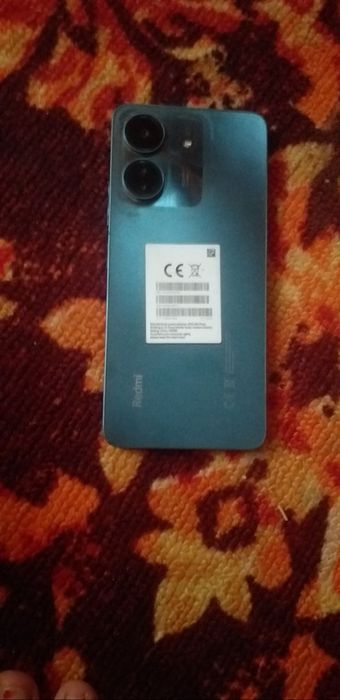 Telefon sotiladi Redmi 13 C holati yaxshi