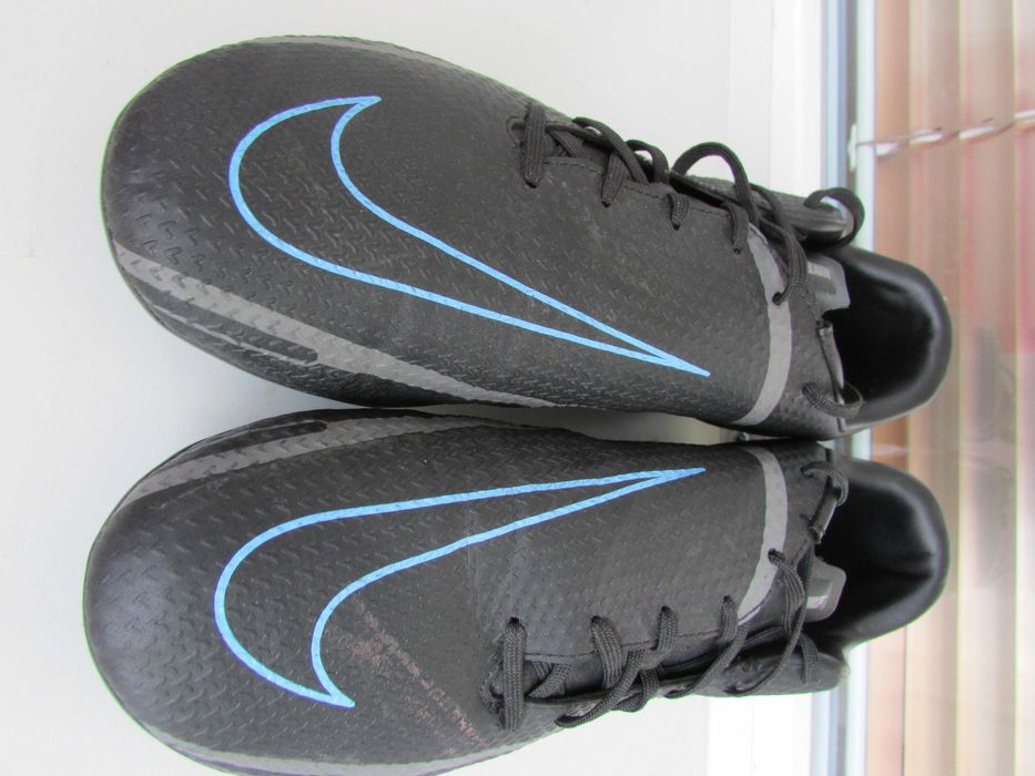 Футболни обувки Nike Phantom GT2 Academy