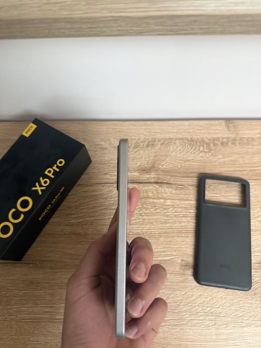 POCO X6 PRO 5G, 256 Gb + 8GB Ram