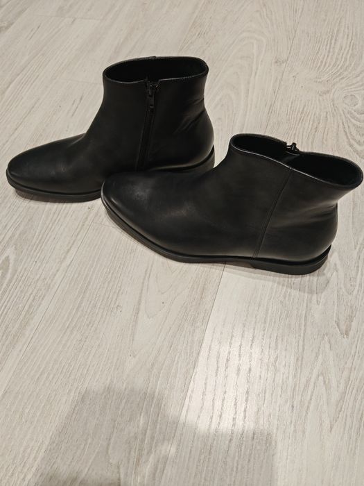 Ghete din piele cu fermoar 39