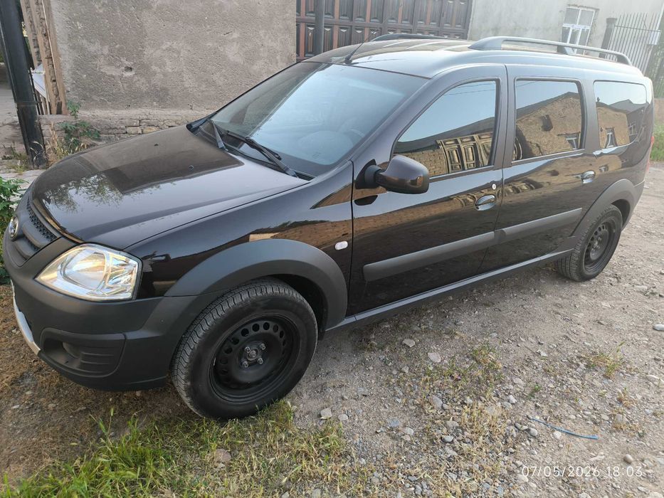 Lada largus cross 7 urinli
