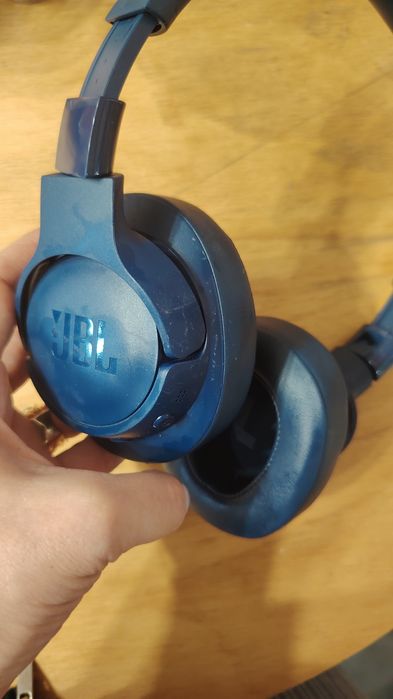 Слушалки почти нови