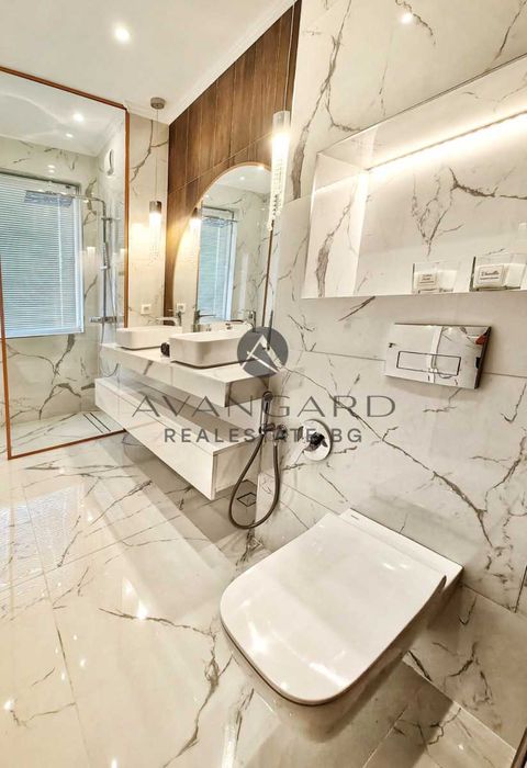 Продава се Къща в Пловдив, Остромила - 302 кв.м за 1524 €/кв.м - Снимка #11