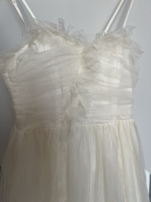 НОВА рокля H&M Limited Edition 34 размер