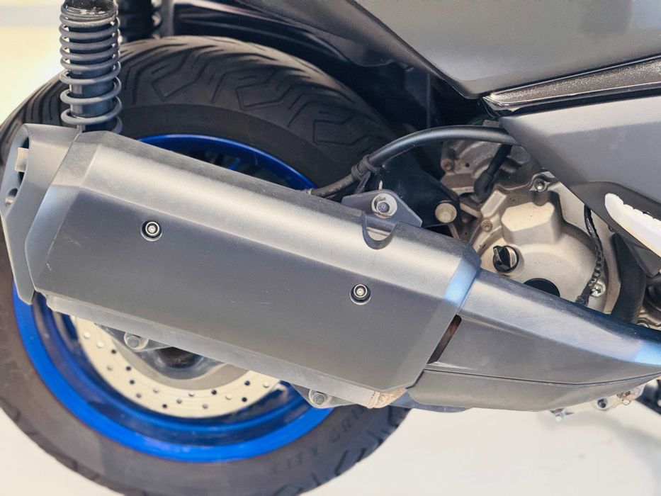 Scuter Yamaha X-max 300