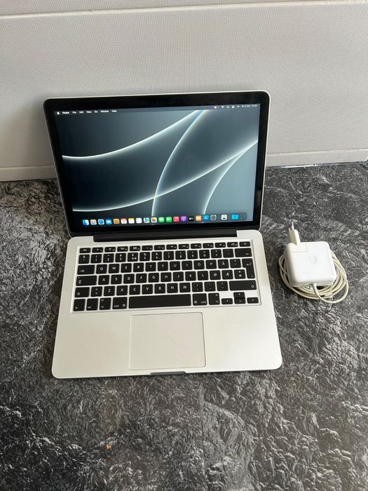 macbook pro 2015 i7 second hand si noi de vanzare • Anunturi • OLX.ro