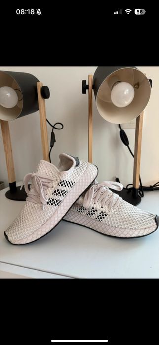 adidași de femeie