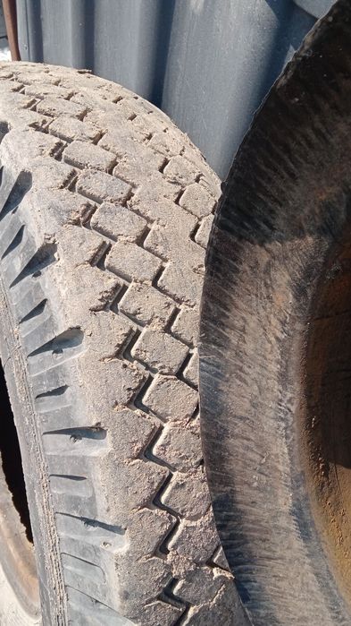 Шины для грузового автомобиля