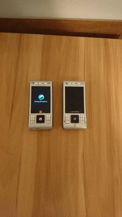 Telefone Sony C905