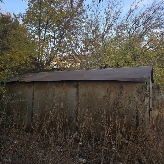 Продам железный гараж