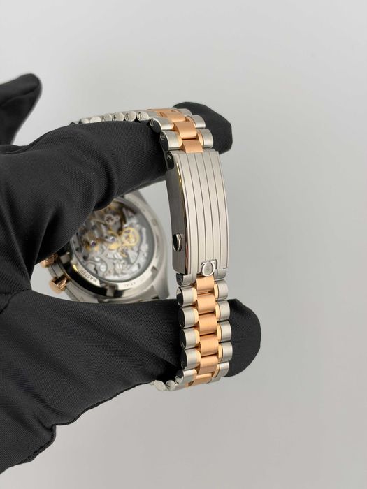 Наручные часы Omega Speedmaster