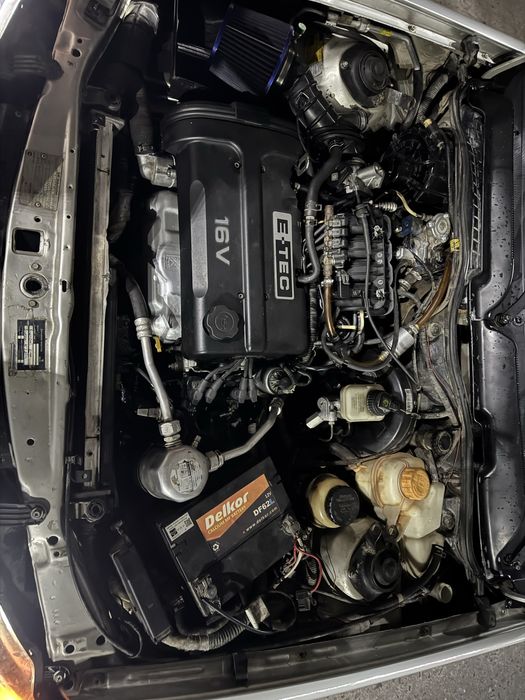 Neksiya 1.6 sotiladi