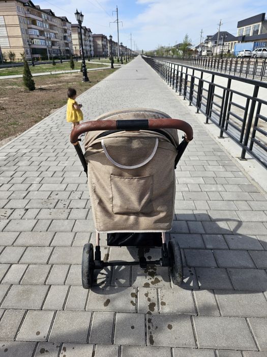 Коляска срочно сатылады