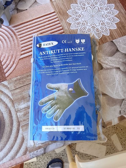 Метална ръкавица