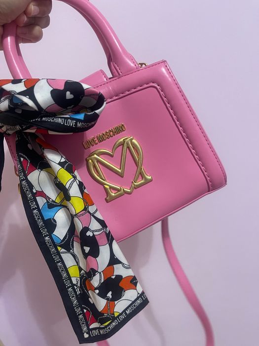 Дамска розова чанта Love Moschino