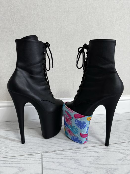 Стрипы в отличном состоянии 38 размер